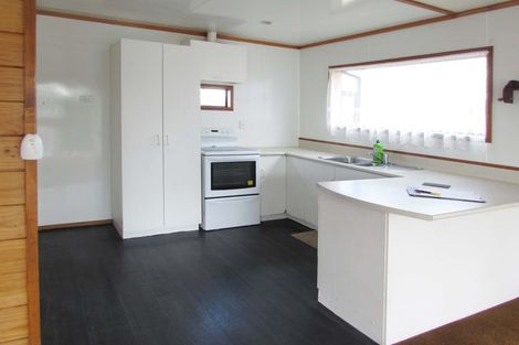 Photo of property in 1a Wing Crescent, Papakura, 2110
