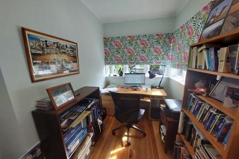Photo of property in 74 St Leonards Road, Mount Eden, Auckland, 1024