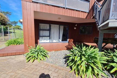 Photo of property in 7/3 The Avenue, Albany, Auckland, 0632