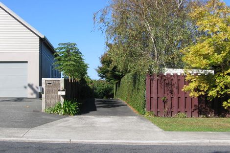 Photo of property in 2/14 Salem Place, Torbay, Auckland, 0630