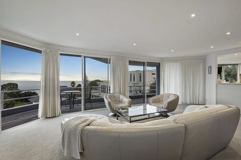 Photo of property in 32 Whale Cove, Stanmore Bay, Whangaparaoa, 0932