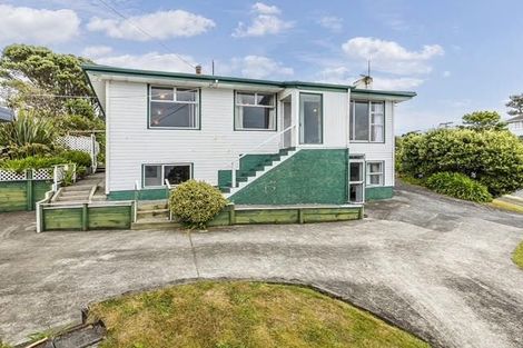 Photo of property in 45 Hiwi Crescent, Titahi Bay, Porirua, 5022