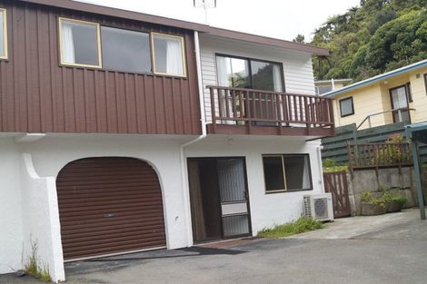 Photo of property in 2/60 Truscott Avenue, Johnsonville, Wellington, 6037