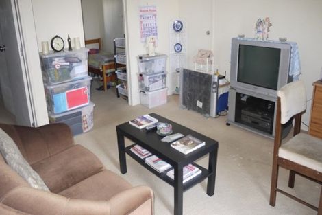 Photo of property in 5a Everingham Place, Sunnyhills, Auckland, 2010