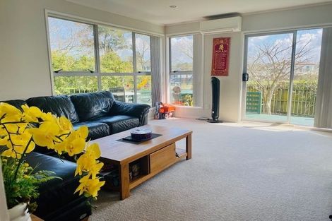 Photo of property in 23 Reelick Avenue, Pakuranga Heights, Auckland, 2010