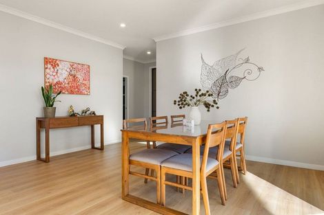 Photo of property in 32 Hugo Shaw Drive, Cambridge, 3434