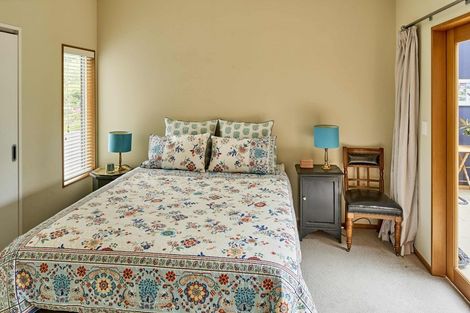 Photo of property in 95 Seaview Road, Paremata, Porirua, 5024