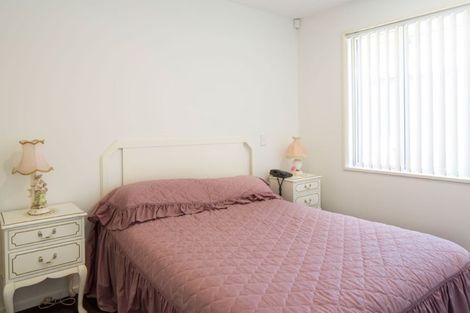 Photo of property in 2/162 Wainoni Road, Avondale, Christchurch, 8061