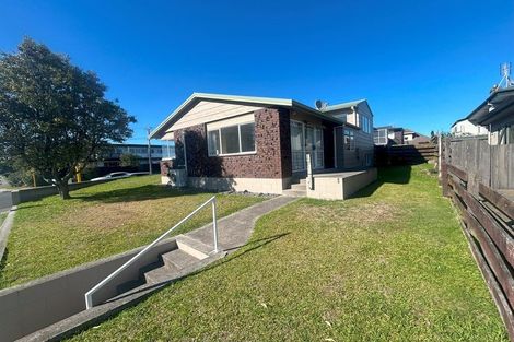 Photo of property in 65 Golf Road, Mount Maunganui, 3116