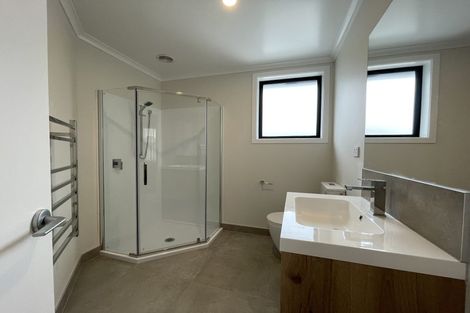 Photo of property in 1 Casey Avenue, Fairfield, Hamilton, 3214