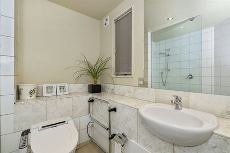 Photo of property in 6 Chateau Drive, Burnside, Christchurch, 8053