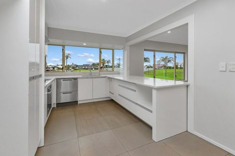 Photo of property in 1 Barbados Way, One Tree Point, 0118