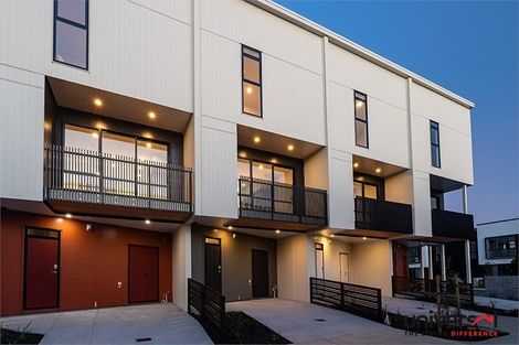 Photo of property in 5 William Stratton Lane, Hobsonville, Auckland, 0616