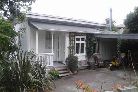 Photo of property in 2 Burlington Road, Hospital Hill, Napier, 4110