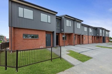 Photo of property in 53 Periko Way, Takanini, 2112