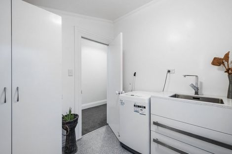 Photo of property in 163 Victoria Road, Saint Clair, Dunedin, 9012