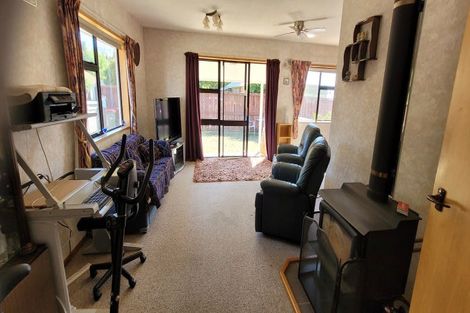 Photo of property in 11 Westmoreland Place, Cromwell, 9310