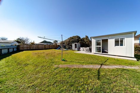 Photo of property in 2 Freyberg Terrace, Waipukurau, 4200