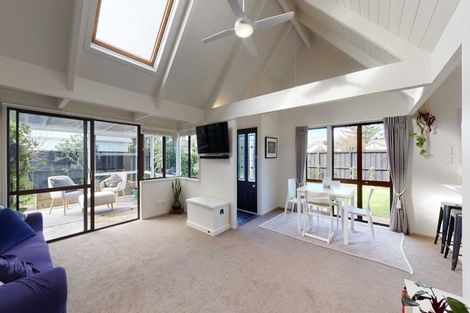 Photo of property in 126 The Circle, Manly, Whangaparaoa, 0930