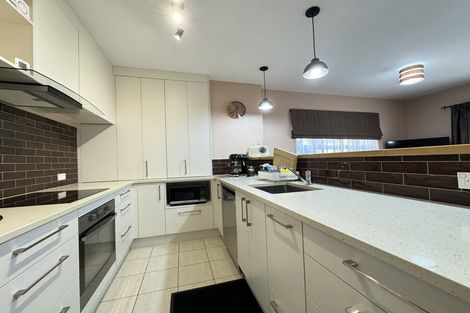 Photo of property in Monterey Apartments, 21/232 Middleton Road, Glenside, Wellington, 6037