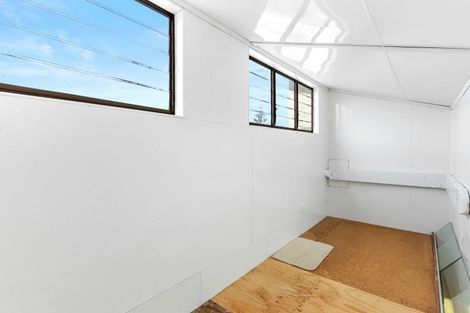 Photo of property in 3/31 The Parade, Bucklands Beach, Auckland, 2012