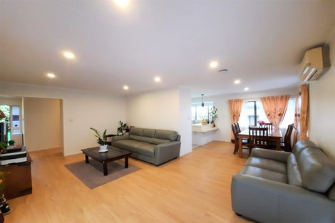 Photo of property in 1/83 Aberfeldy Avenue, Highland Park, Auckland, 2010