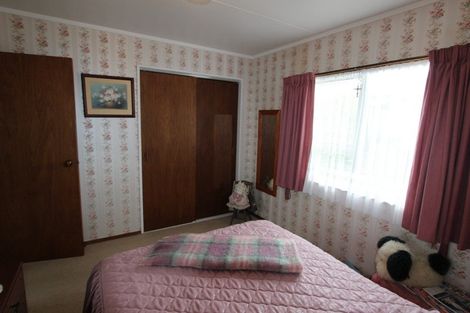 Photo of property in 77 Ormond Street, Woodville, 4920