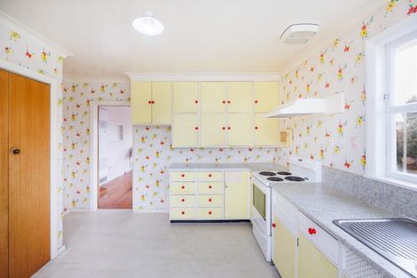 Photo of property in 18 Antrim Place, Hokowhitu, Palmerston North, 4410