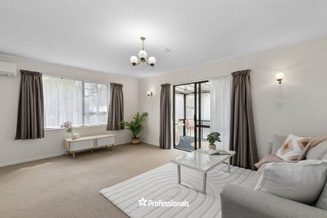 Photo of property in 52 Sladden Street, Naenae, Lower Hutt, 5011