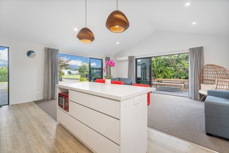 Photo of property in 128 Kupe Drive, Whitianga, 3510
