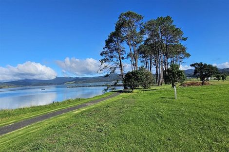 Photo of property in 10 Taniwha Place, Matarangi, 3592
