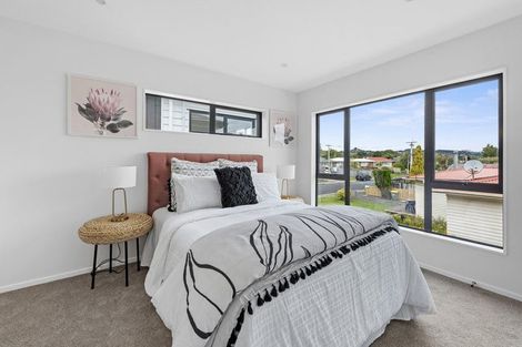 Photo of property in 70b Cargill Street, Papakura, 2110