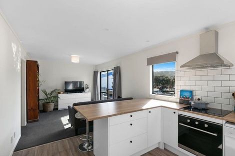 Photo of property in 2/615 Evans Bay Parade, Kilbirnie, Wellington, 6022