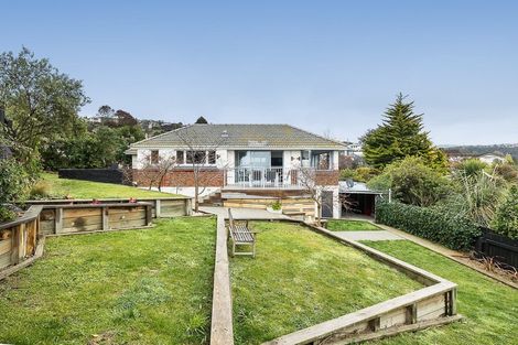 Photo of property in 75 Easther Crescent, Kew, Dunedin, 9012