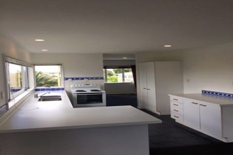 Photo of property in 103b Redoubt Road, Goodwood Heights, Auckland, 2105