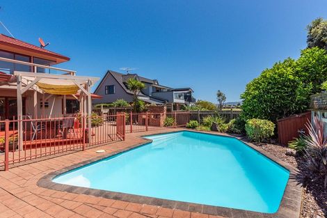 Photo of property in 303 Manly Street, Paraparaumu Beach, Paraparaumu, 5032