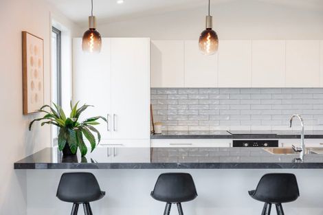 Photo of property in 7 Ella Lane, Green Island, Dunedin, 9018