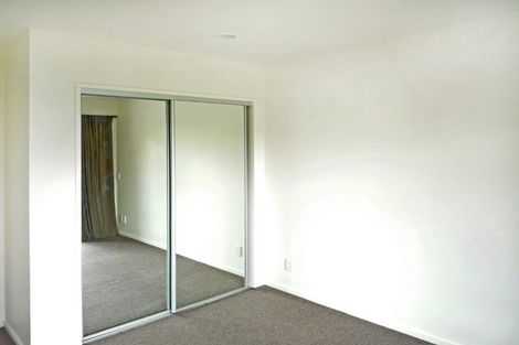Photo of property in Arno Apartment, 1/8 Mckerrow Place, Sunshine Bay, Queenstown, 9300