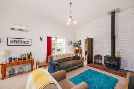Photo of property in 30 Cuba Street, Marton, 4710