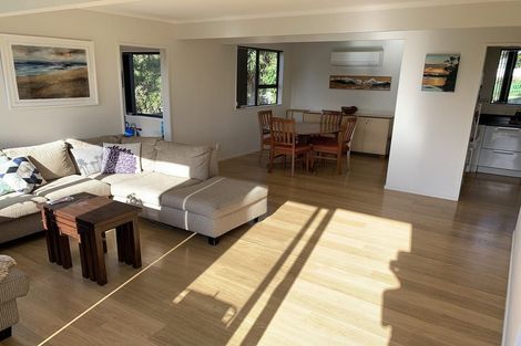 Photo of property in 215 Staithes Drive South, Whitby, Porirua, 5024