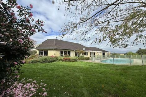 Photo of property in 1242 Great South Road, Runciman, Drury, 2578