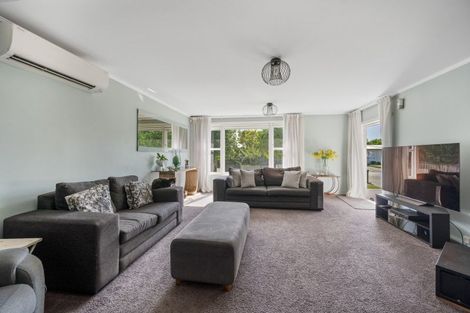 Photo of property in 18 Lipscombe Crescent, Havelock North, 4130