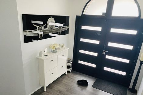 Photo of property in 31 Commodore Court, Gulf Harbour, Whangaparaoa, 0930