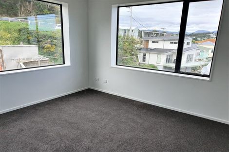 Photo of property in 12/104 Maupuia Road, Maupuia, Wellington, 6022