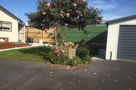 Photo of property in 146 Estuary Road, South New Brighton, Christchurch, 8062