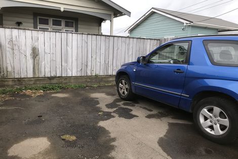 Photo of property in 15 Byron Street, Miramar, Wellington, 6022