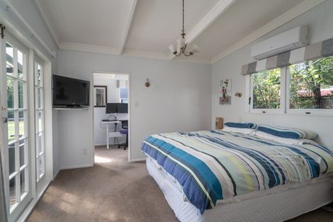 Photo of property in 14 Parata Street, Two Mile Bay, Taupo, 3330