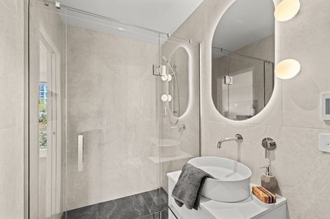 Photo of property in 2/11 Carlton Mill Road, Merivale, Christchurch, 8014