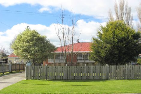 Photo of property in 6 Rata Avenue, Edgecumbe, 3120