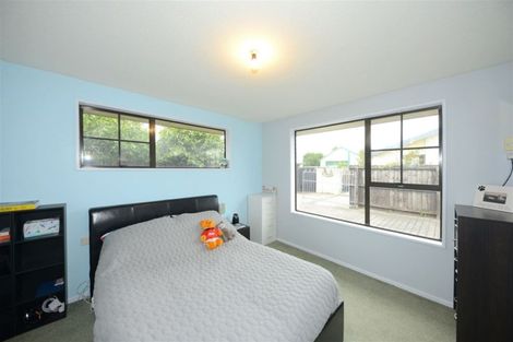 Photo of property in 2/5 Peebles Drive, Hei Hei, Christchurch, 8042